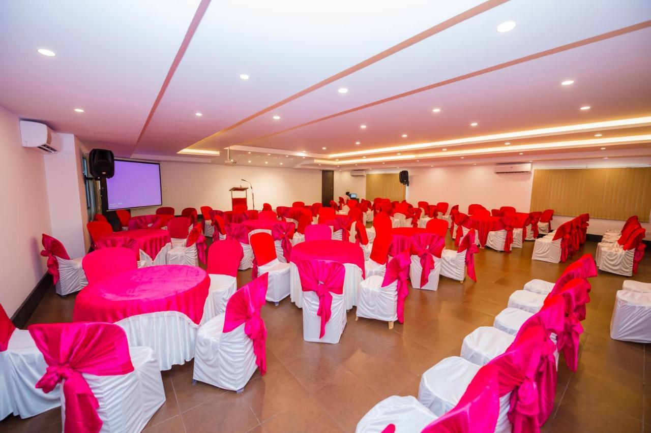 Hotel Karuna Residency Mangalore Exterior foto